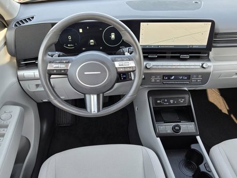 Used 2024 Hyundai Kona SEL w/ Convenience Package image 5