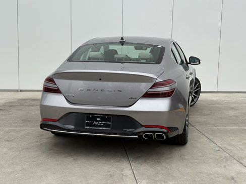 Used 2023 Genesis G70 2.0T image 6