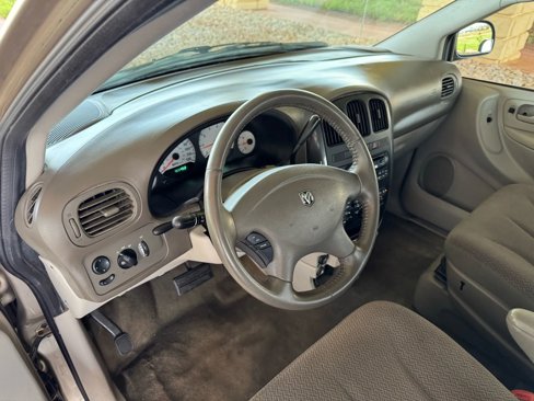 Used 2007 Dodge Grand Caravan SXT image 10
