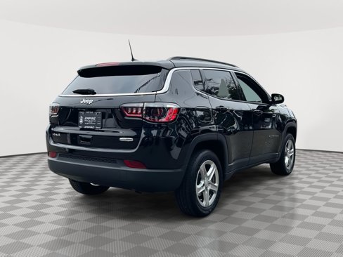 Used 2023 Jeep Compass Latitude w/ Sun and Sound Group image 7