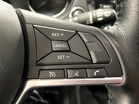 Used 2020 Nissan Rogue SV image 20