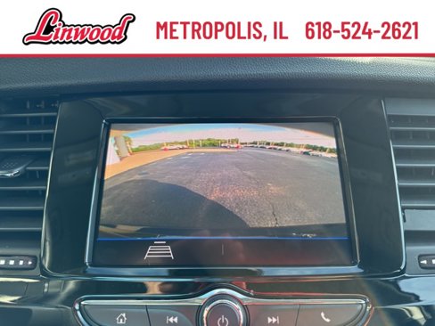 Used 2022 Buick Encore Preferred w/ Safety Package image 25