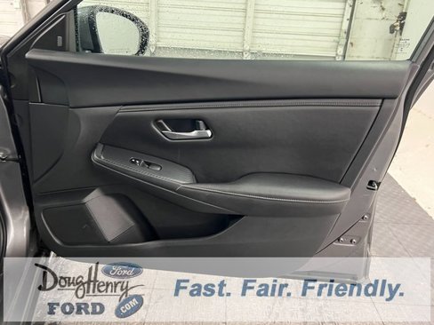Used 2023 Nissan Sentra SV image 36