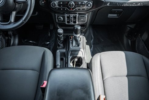 Used 2021 Jeep Wrangler Unlimited Sport image 30