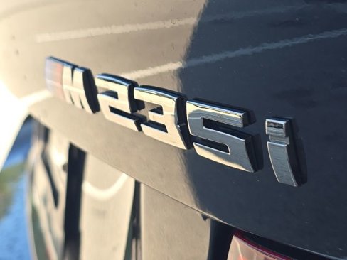 Used 2016 BMW M235i Convertible image 9