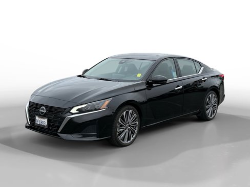 Used 2023 Nissan Altima 2.5 SL image 1