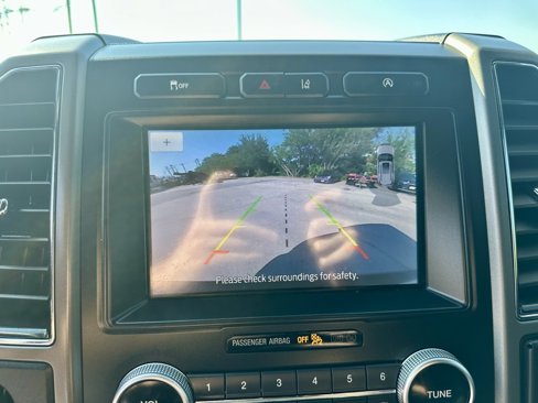 Used 2021 Ford Expedition XLT image 22