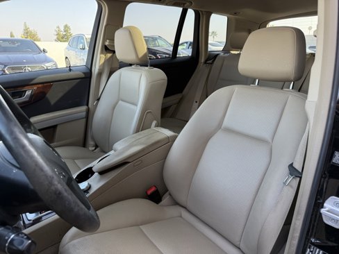 Used 2012 Mercedes-Benz GLK 350 2WD image 4