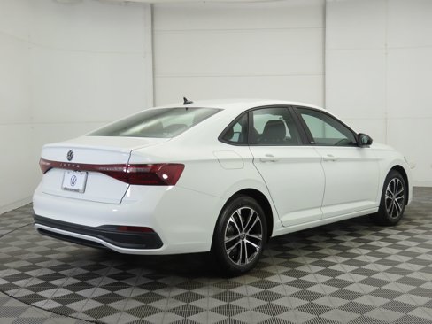 New 2025 Volkswagen Jetta Sport image 6
