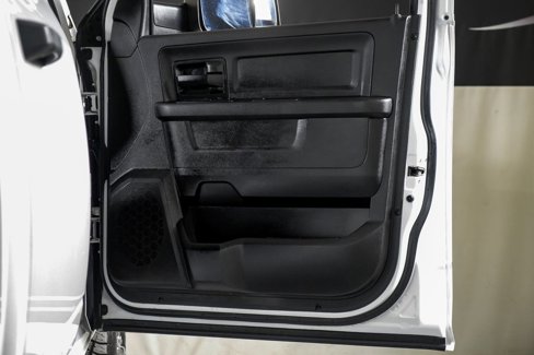 Used 2018 RAM 2500 Tradesman w/ Chrome Appearance Group image 33