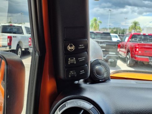 Used 2012 Jeep Wrangler Unlimited Sport w/ Connectivity Group image 26