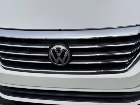 Used 2020 Volkswagen Passat 2.0T SE image 23