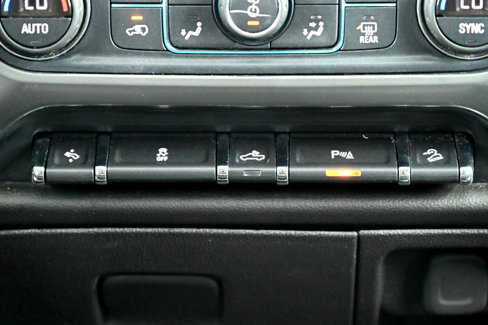 Used 2017 Chevrolet Silverado 1500 LTZ Z71 w/ LTZ Plus Package image 33