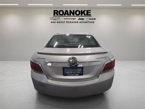 Used 2011 Buick LaCrosse CXL image 8