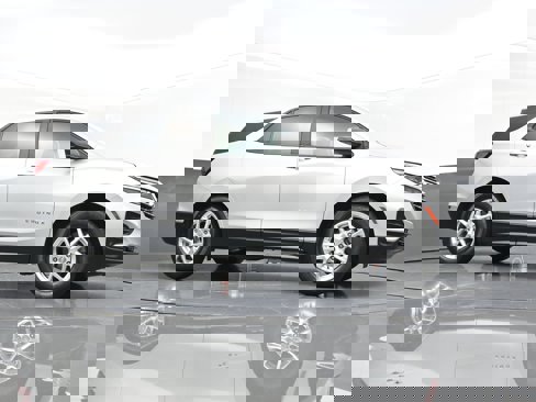 Certified 2022 Chevrolet Equinox LS w/ LS Convenience Package image 38