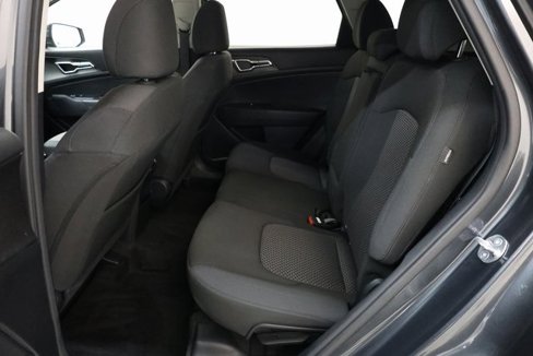 Used 2025 Kia Sportage LX image 60