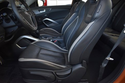 Used 2013 Hyundai Veloster Turbo w/ Ultimate Pkg image 29