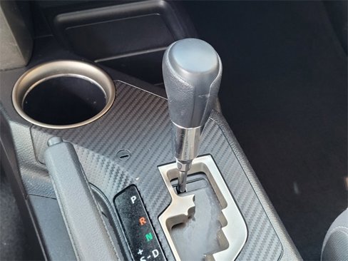 Used 2015 Toyota RAV4 XLE image 23