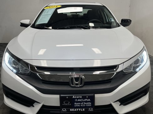 Used 2018 Honda Civic EX image 2