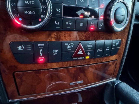 Used 2008 Mercedes-Benz GL 550 4MATIC image 16