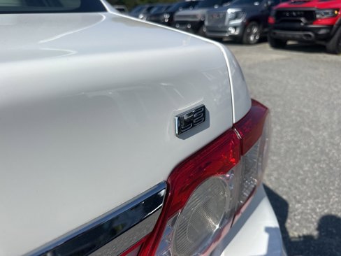 Used 2012 Toyota Corolla LE image 24