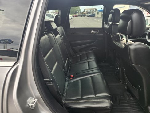 Used 2014 Jeep Grand Cherokee Limited w/ Luxury Group II image 4