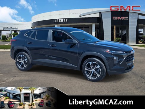 Used 2025 Chevrolet Trax RS w/ Driver Confidence Package image 1