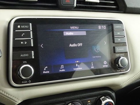 Used 2020 Nissan Versa SV image 20
