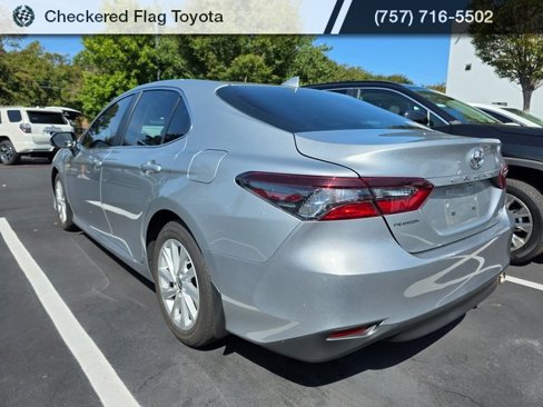 Used 2024 Toyota Camry LE image 4