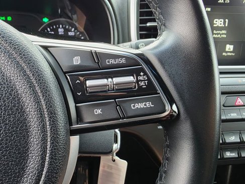 Used 2021 Kia Sportage S image 23