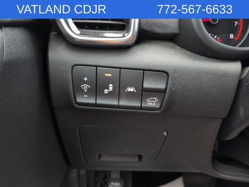 Used 2022 Kia Sportage EX image 17
