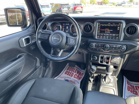 Used 2022 Jeep Wrangler Unlimited Sport image 2