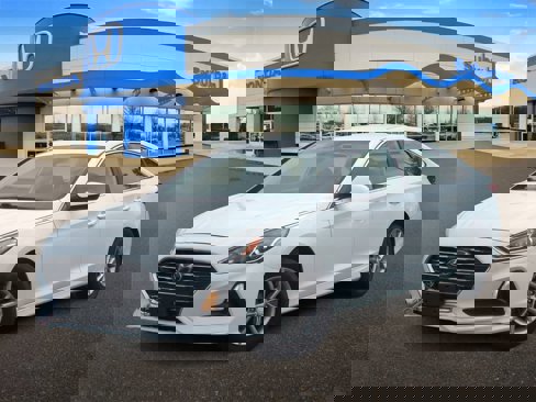 Used 2019 Hyundai Sonata SE image 1