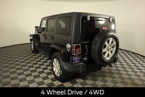 Used 2016 Jeep Wrangler Unlimited Sahara w/ Max Tow Package image 6
