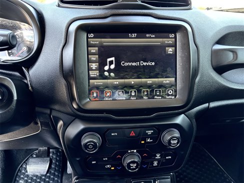 Used 2022 Jeep Renegade Limited image 14