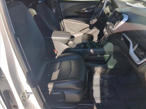Used 2020 GMC Terrain SLT image 21