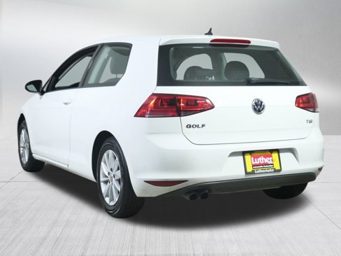 Used 2016 Volkswagen Golf 2-Door image 5
