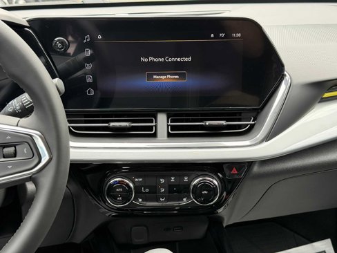 New 2025 Chevrolet Trax LT w/ Driver Confidence Package image 12