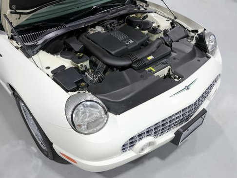 Used 2002 Ford Thunderbird image 5
