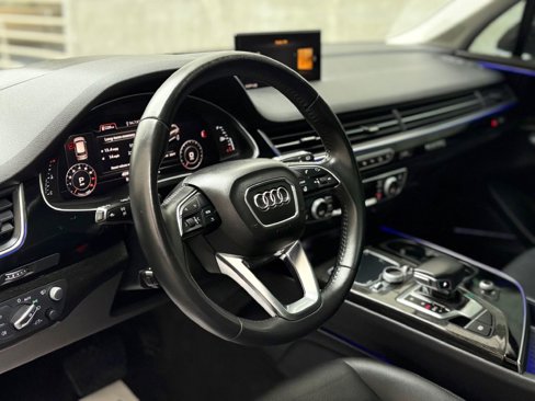 Used 2019 Audi Q7 3.0T Prestige w/ Prestige Package image 19