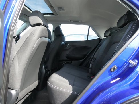 Used 2024 Hyundai Venue SEL image 32