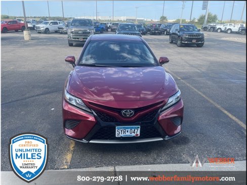 Used 2018 Toyota Camry XSE image 4