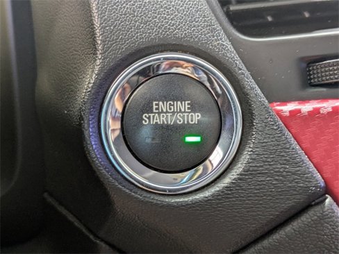 Used 2017 GMC Yukon SLT image 34