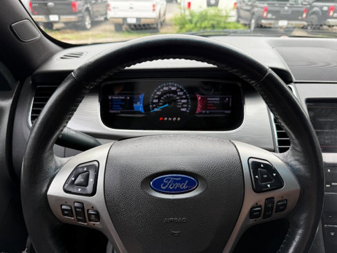 Used 2013 Ford Taurus SEL image 24