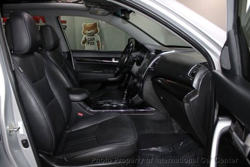 Used 2015 Kia Sorento SX image 31