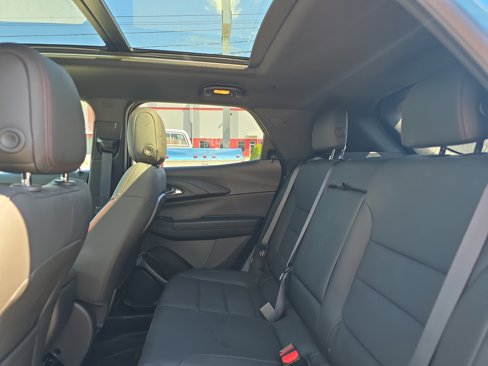 Used 2025 Chevrolet TrailBlazer RS w/ Convenience Package image 13