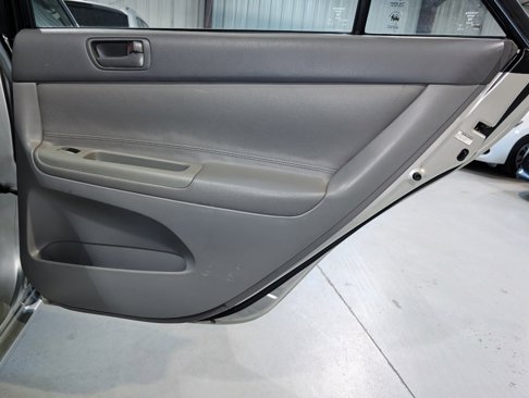 Used 2003 Toyota Camry LE image 23
