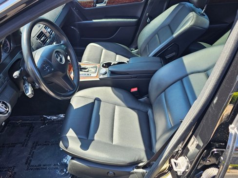 Used 2010 Mercedes-Benz C 300 4MATIC Sedan image 23