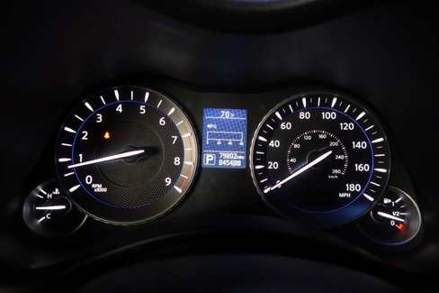 Used 2015 INFINITI Q70 5.6 image 20