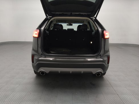 Used 2019 Ford Edge Titanium image 29